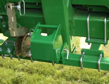 LANSS600CSB -- Supplementary kit for John Deere® 600 Series corn heads that utilize storage stands